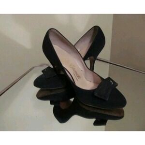Vintage 1940s blue suede high heels with rhinestone Toe Accent Baby Doll Style
